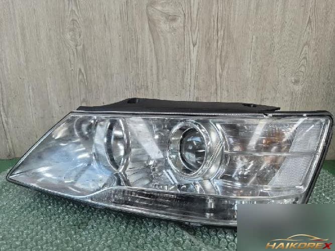 Hyundai Sonata 2009 — фара левая (6 контактов)