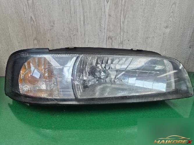 Renault SM5 2002 — фара правая 53502-517 2