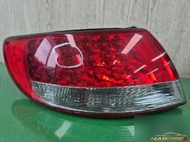 Hyundai Granzer 2007 — комбинированный фонарь задний левый (водительский) 92401-3LO