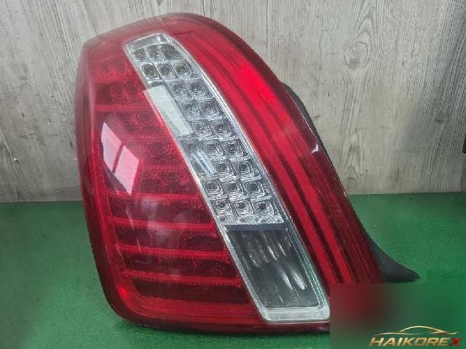 Kia Opirus 2010 — комбинированный фонарь задний левый (водительский) 92401-3P800