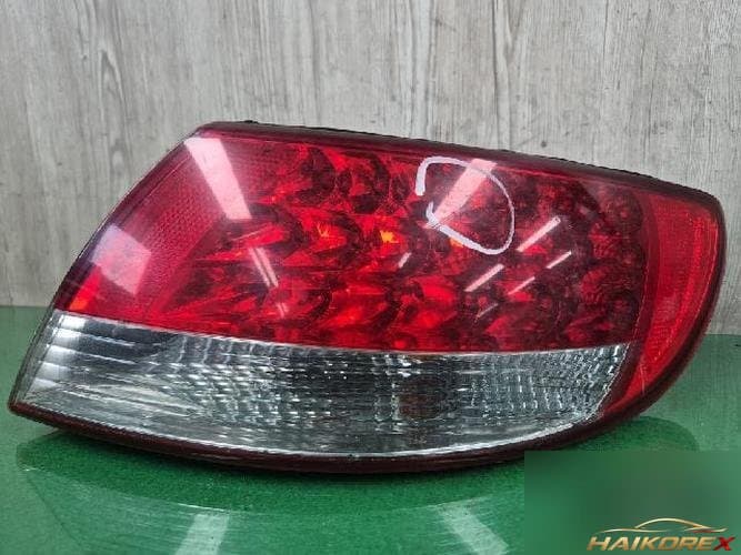 Hyundai Grandeur 2008 — задний комбинированный фонарь правый 92402-3LO 3