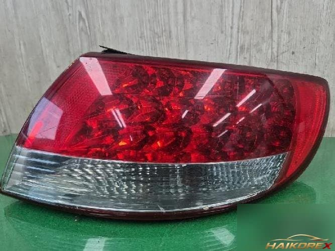 Hyundai Grandeur 2009 — фонарь задний комбинированный правый (пассажирский) 92402-3LO