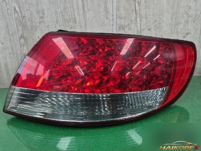 Hyundai Grandeur 2008 — комбинированный фонарь задний правый (пассажирский) 92402-3LO