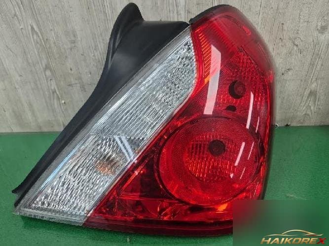 Renault SM5 2008 — фонарь задний комбинированный правый 53802-527