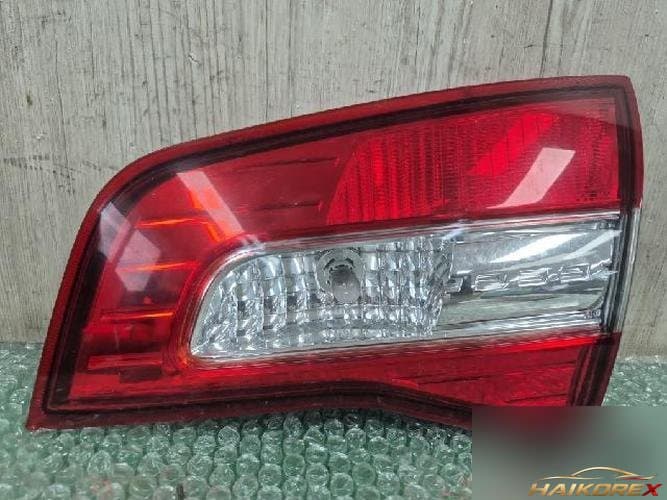 Renault QM5 2011 — накладка крышки багажника с подсветкой 26550-JY05A
