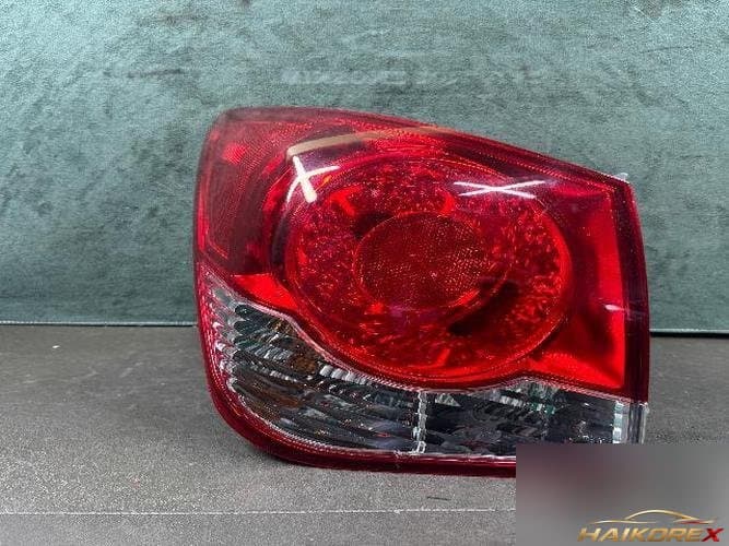 Chevrolet Cruze 2014 — фонарь задний в сборе (левый, сторона водителя)