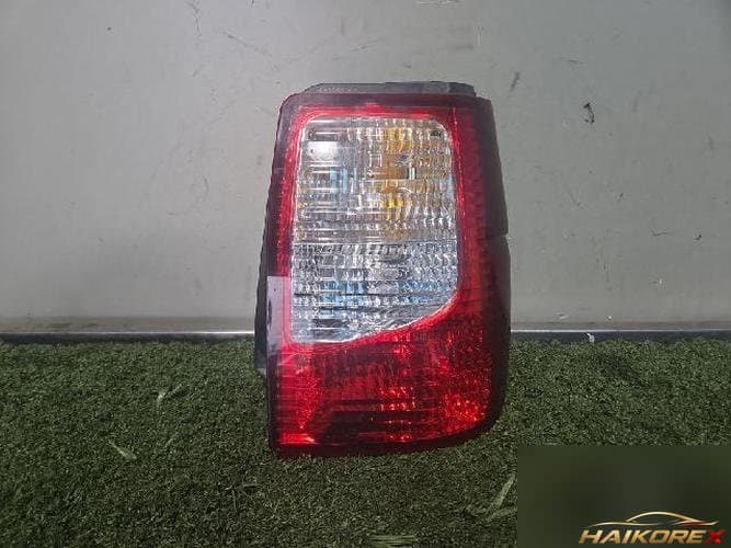 Kia Carsta 2000 — комбинированный фонарь задний, правый (пассажирский) 1