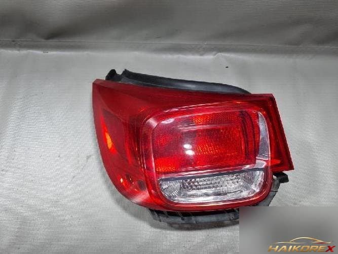 Chevrolet Malibu 2012 — комбинированный фонарь задний левый (водительский)