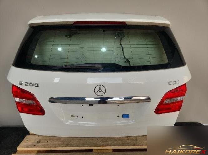 Mercedes-Benz B-класс 2012 — крышка багажника