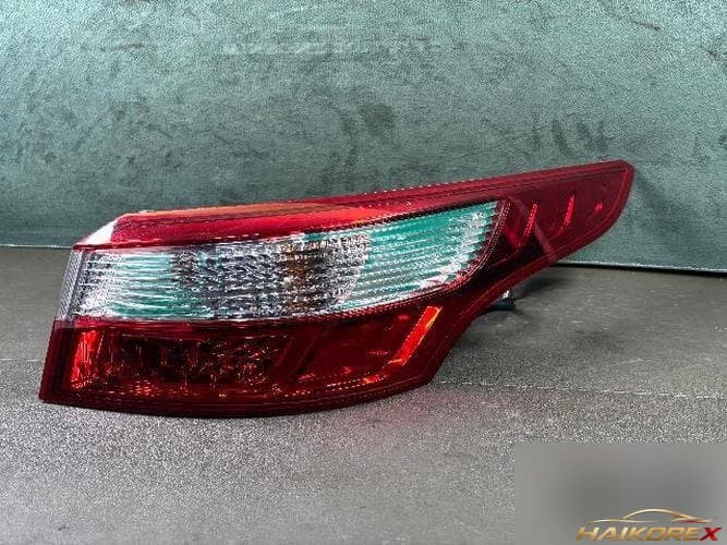 Renault SM5 2010 — комбинированный фонарь задний правый (пассажирский)