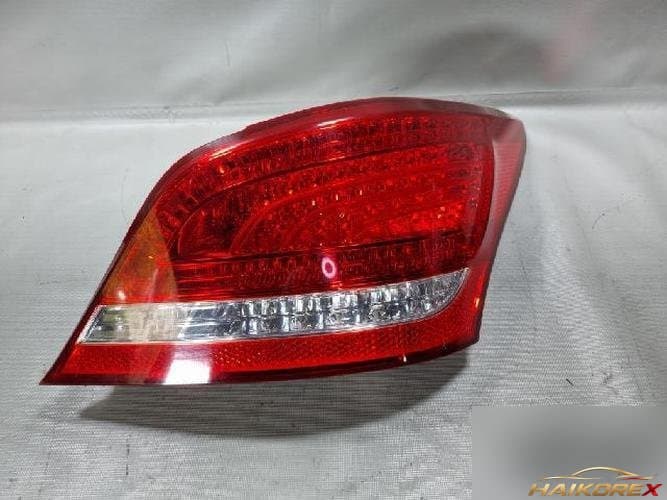 Hyundai Equus 2010 — фонарь задний комбинированный правый
