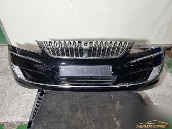 Hyundai Equus 2010 — передний бампер