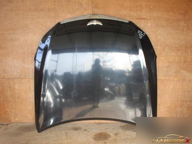 Hyundai Genesis 2012 — капот