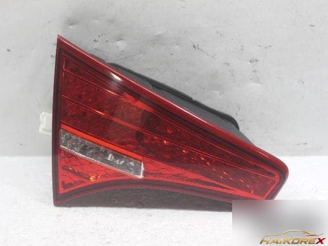 Kia K5 2013 — накладка левой двери багажника 924032T0 1