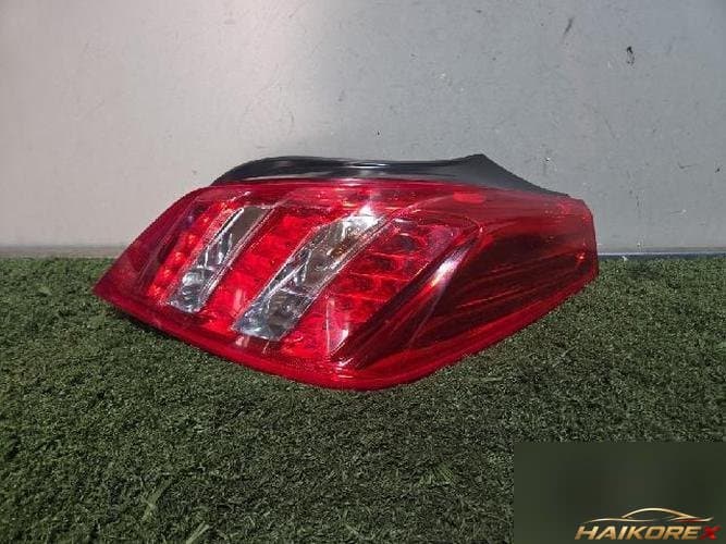 Peugeot 508 2013 — фонарь комбинированный задний правый (6 контактов)