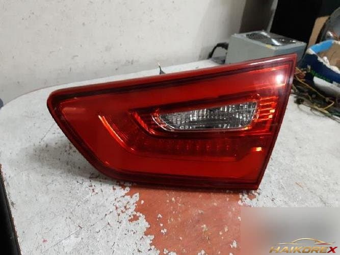 Kia K5 2014 — задний фонарь правый внутренний 92404-2T600