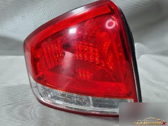 Kia Cerato 2007 — комбинированный фонарь задний левый (водительский)