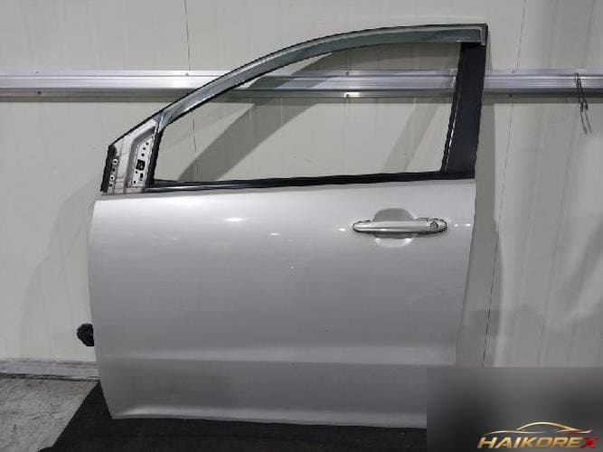 KG Mobility Korando 2014 — передняя дверь левая