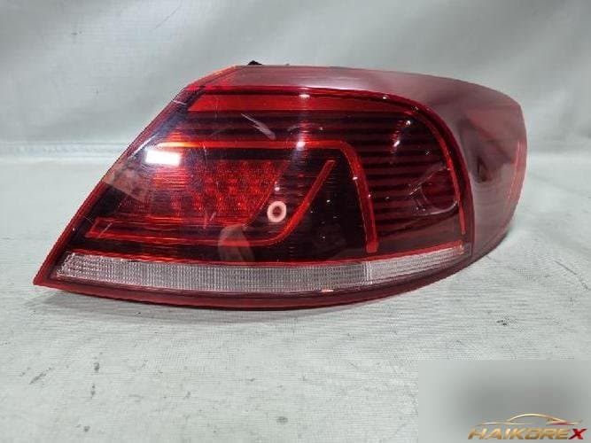 Volkswagen CC 2012 — фонарь задний правый (комбинированный) 3C8945208M