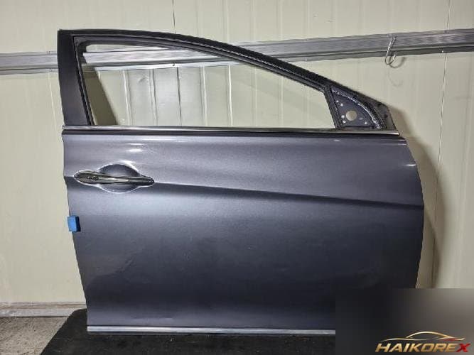 Hyundai Sonata 2012 — передняя дверь правая (пассажирская)