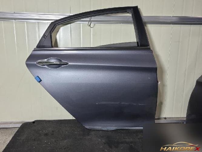 Hyundai Sonata 2012 — задняя правая дверь