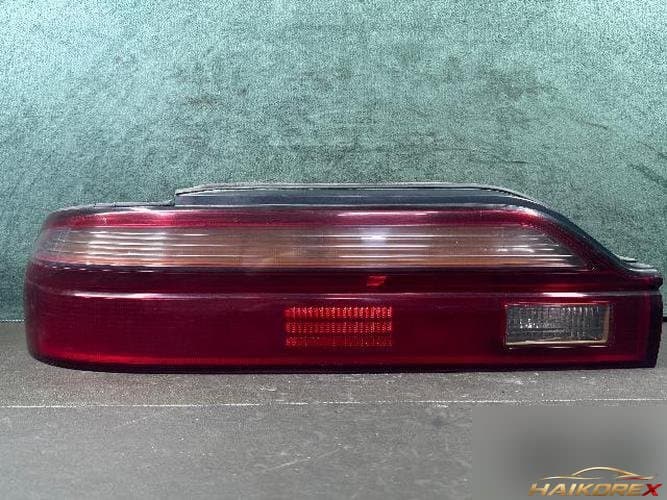 Hyundai Grandeur 1997 — комбинированный фонарь задний левый (сторона водителя)
