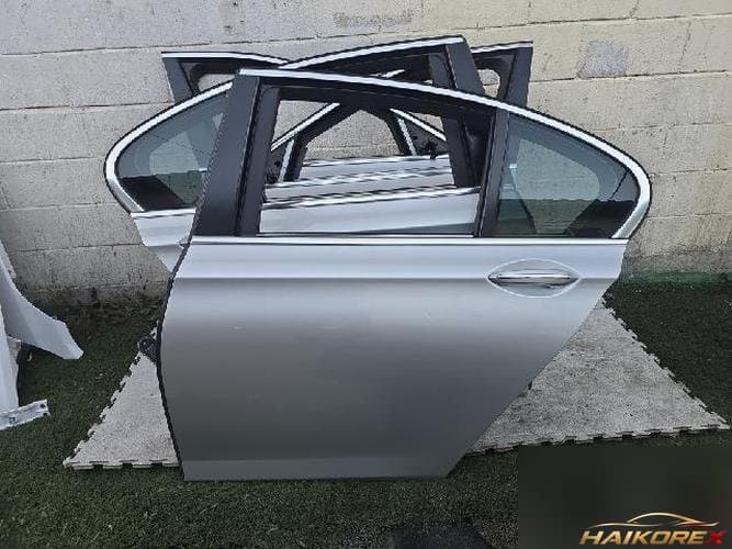 BMW 7 Series 2012 — дверь задняя левая