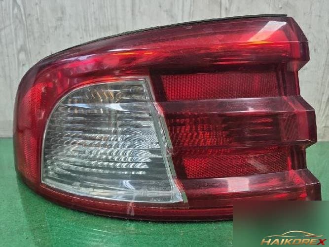 Kia Optima 2005 — комбинированный задний фонарь левый (водительский) 92411-3C0