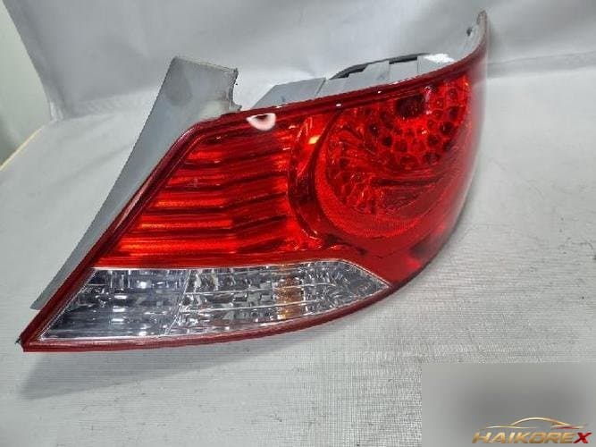Hyundai Accent 2012 — фонарь задний комбинированный правый (пассажирский)