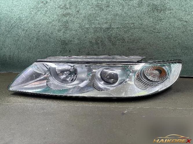 Hyundai Grandeur 2009 — фара левая