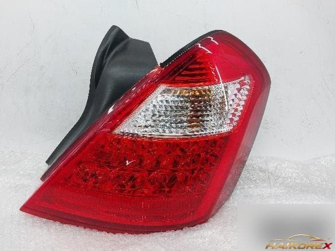 Renault SM7 2010 — фонарь задний комбинированный правый (LED)