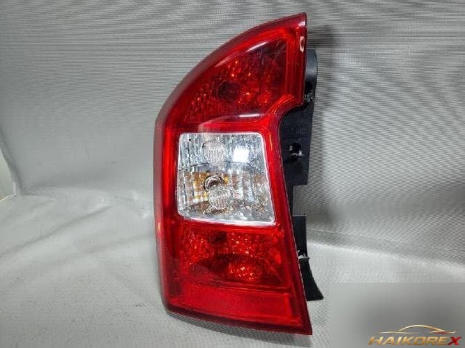 Kia Carens 2007 — фонарь задний левый (комбинированный)