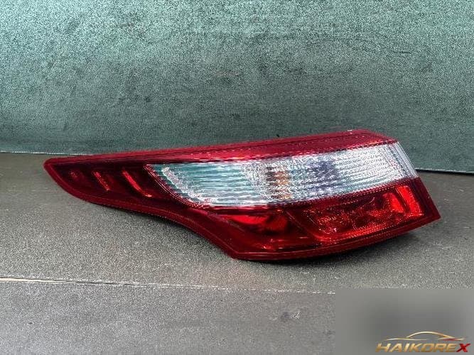 Renault SM5 2011 — фонарь комбинированный задний левый (водительский)