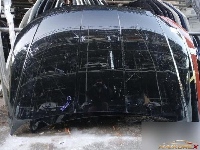 Hyundai Tucson 2021 — капот