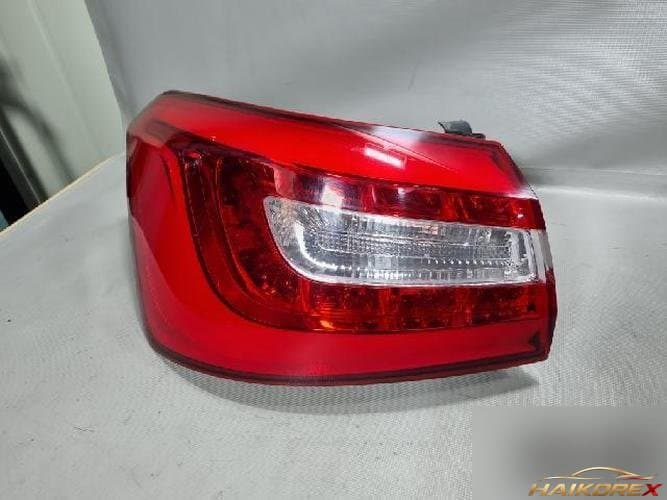 Kia K7 2013 — комбинированный фонарь задний левый (сторона водителя)
