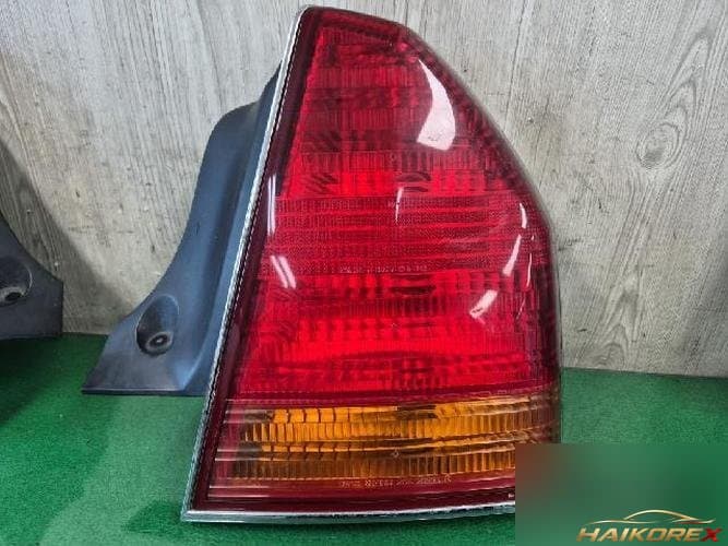 Hyundai Equus 2000 — комбинированный фонарь задний правый 220-16106