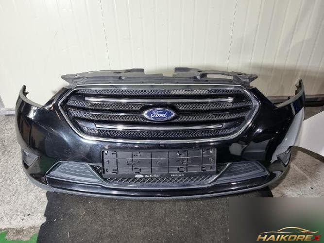 Ford Taurus 2013 — передний бампер
