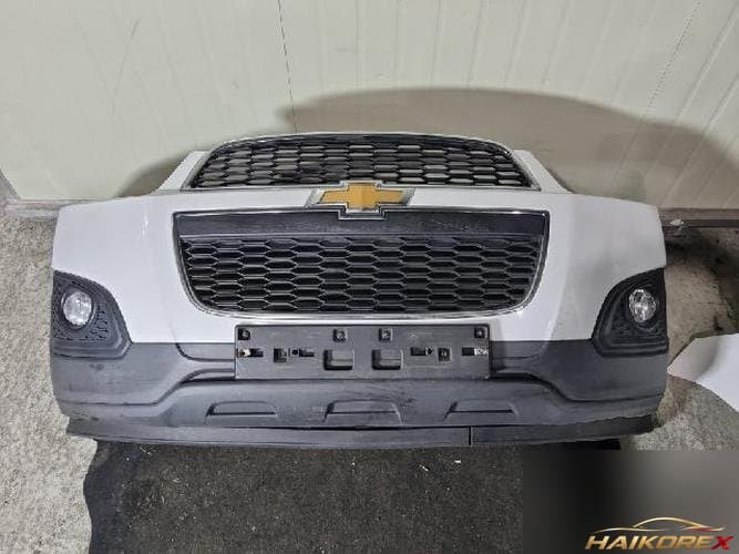 Chevrolet Captiva 2013 — передний бампер