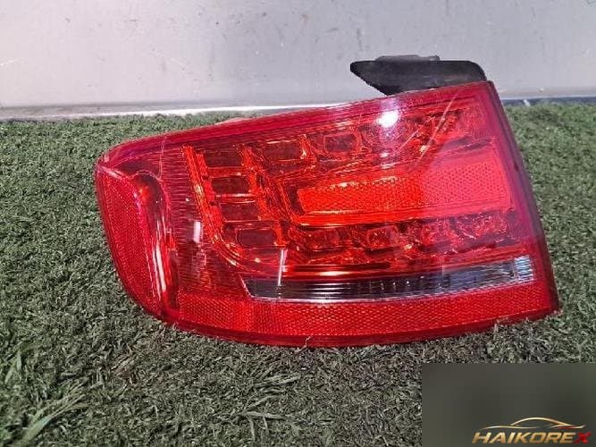 Audi A4 2010 — комбинированный фонарь задний левый (водительский)