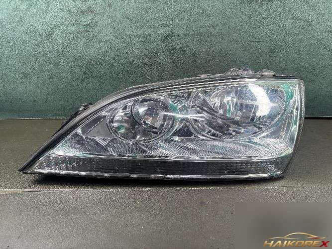 Kia Sorento 2005 — фара левая