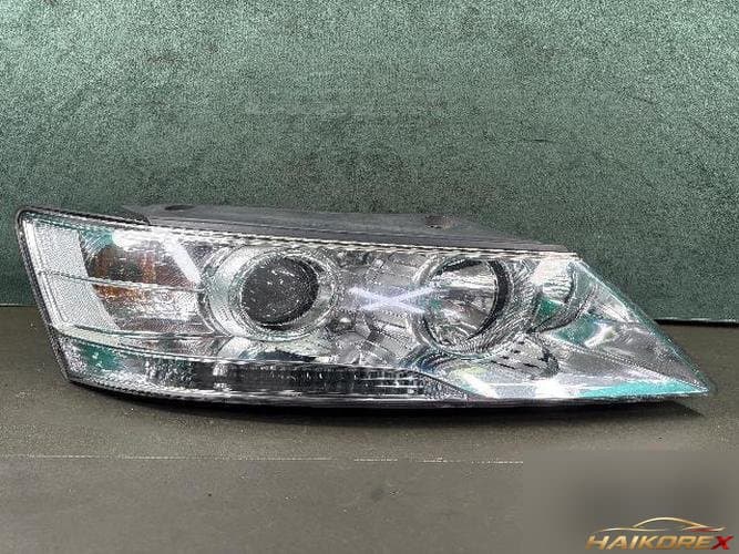 Hyundai Sonata 2008 — фара правая
