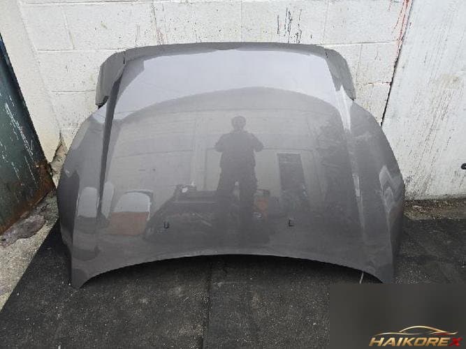 Ford Focus 2012 — капот