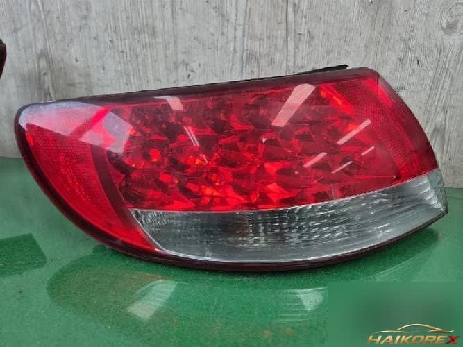Hyundai Grandeur 2006 — комбинированный фонарь задний левый (5-контактный)