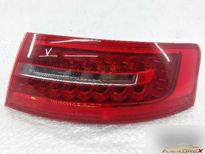 Audi A6 2011 — комбинированный фонарь задний правый (LED)