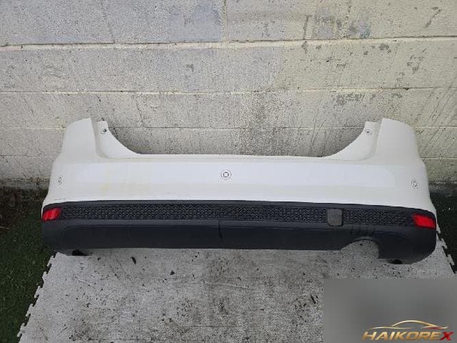 Ford Focus 2012 — задний бампер