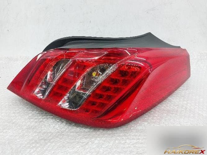 Peugeot 508 2011 — комбинированный фонарь задний правый (со стороны пассажира) 96862937