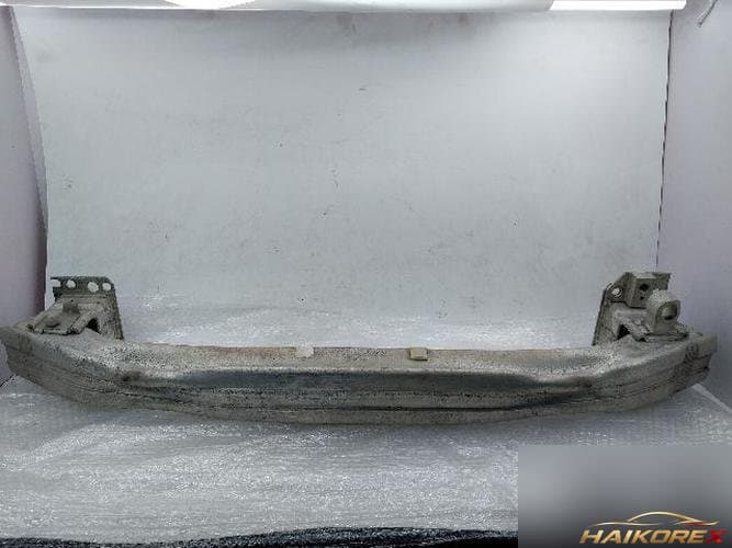 Audi A8 2006 — переднее усиление бампера 4E0 807 115 AA