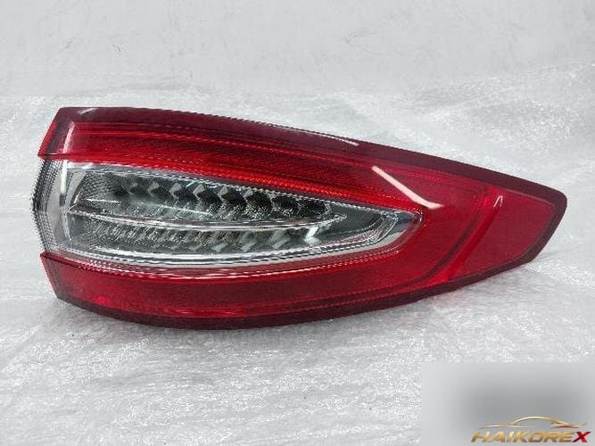Ford Mondeo 2016 — фонарь задний правый (комбинированный) DS73-13404-DJ