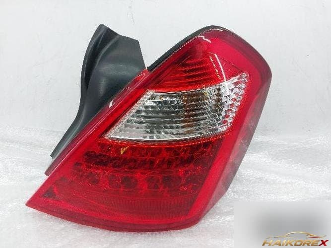 Renault SM7 2010 — фонарь задний комбинированный правый (пассажирский) 7