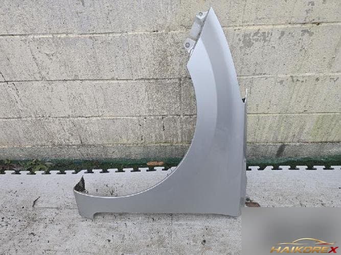 Hyundai Avante 2012 — крыло левое (водителя)